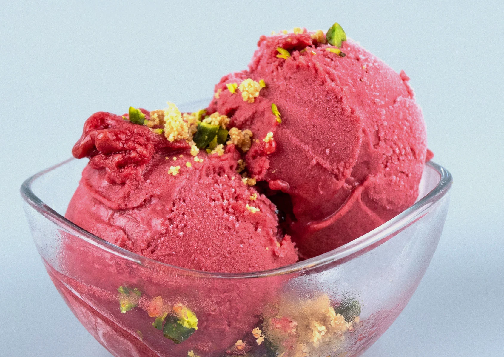 Kurimu strawberry, lime and yuzu sorbet plated with pistachio from the HORECA 2026 catalogue