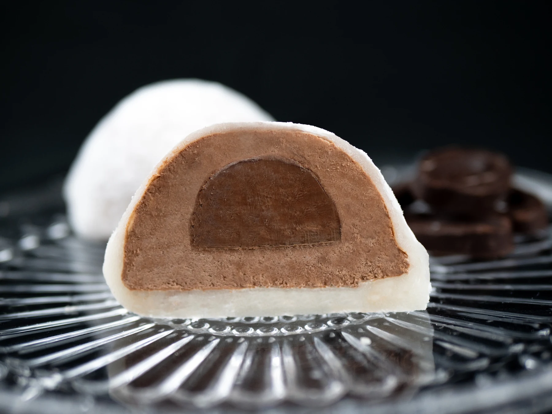 Cut-open double chocolate Mochiai by Ochiai Professional